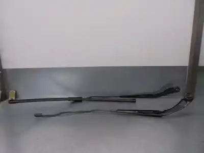 Second-hand car spare part front right windshield wiper arm for dodge journey 2.4 16v oem iam references 68030275aa  68030274aa