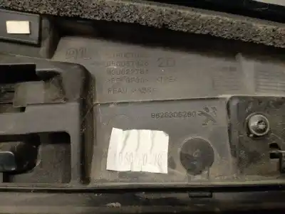 Second-hand car spare part decorative moulding for peugeot 2008 ii (ud_, us_, uy_, uk_) 1.2 puretech 130 oem iam references 9826305280  98263052