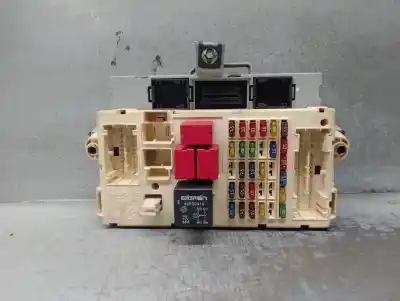 Peça sobressalente para automóvel em segunda mão caixa de fusíveis e relés por fiat stilo (192) 1.9 jtd cat referências oem iam 51711819