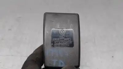 Автозапчасти б/у крюк для пояса за volkswagen new beetle (9c1/1c1) 1.6 ссылки oem iam 1c0858493  