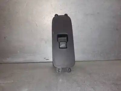 Second-hand car spare part right front power window switch for volvo c30 (533) 1.6 d oem iam references 30774162