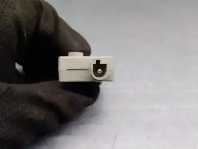 Peça sobressalente para automóvel em segunda mão antena por bmw x3 (e83) 2.0 sd referências oem iam 699009005  21367510