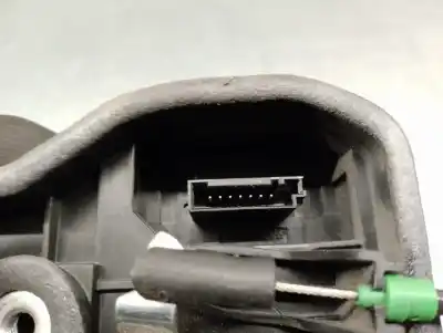 Second-hand car spare part left front door lock for bmw x3 (e83) 2.0 sd oem iam references 7202143  