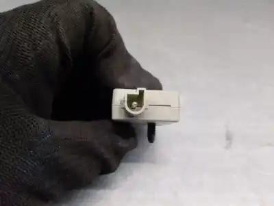 Pezzo di ricambio per auto di seconda mano antenna per bmw x3 (e83) 2.0 sd riferimenti oem iam 699009005  21367510