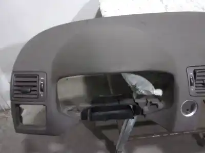 Peça sobressalente para automóvel em segunda mão tablier por volvo c30 (533) 1.6 d referências oem iam 39889255  