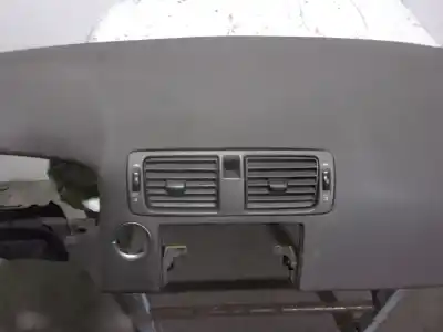 Peça sobressalente para automóvel em segunda mão tablier por volvo c30 (533) 1.6 d referências oem iam 39889255  