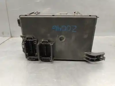 İkinci el araba yedek parçası röle/sigorta kutusu için opel corsa d (s07) 1.2 (l08 l68) oem iam referansları 13301560  401154265