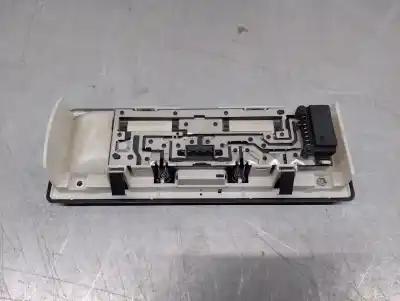 Pezzo di ricambio per auto di seconda mano luce interna per bmw serie 3 compact (e46) 2.0 16v diesel cat riferimenti oem iam 63318364928  2ja007712