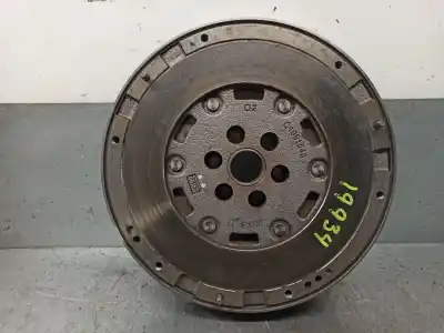 Pezzo di ricambio per auto di seconda mano VOLANO DEL MOTORE per PEUGEOT 2008 (P1)  Riferimenti OEM IAM 9805958180  C1046374