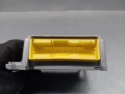 Second-hand car spare part airbag control unit for audi a8 d3 (4e2, 4e8) 4.0 tdi quattro oem iam references 4e0959655g  0285001705