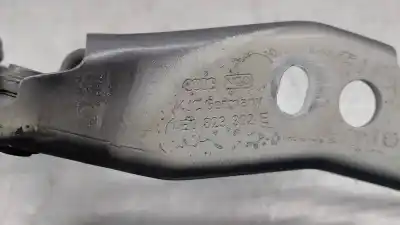 Second-hand car spare part bonnet hinge for audi a8 d3 (4e2, 4e8) 4.0 tdi quattro oem iam references 4e0823302e  