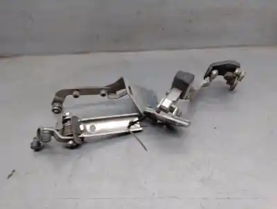 Second-hand car spare part hinge for iveco daily iv furgón 35s14 c, 35s14 c/p, 35s14 v, 35s14 v/p, 35c14 v,... oem iam references 1071170c  