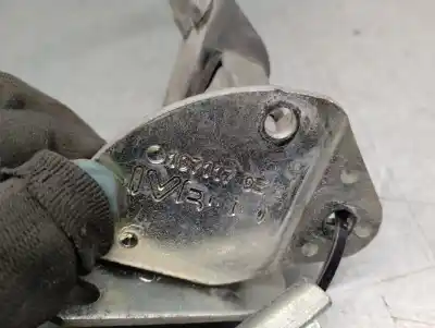 Second-hand car spare part hinge for iveco daily iv furgón 35s14 c, 35s14 c/p, 35s14 v, 35s14 v/p, 35c14 v,... oem iam references 1071170c  