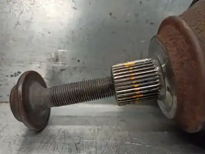 Second-hand car spare part front right transmission for audi a8 d3 (4e2, 4e8) 4.0 tdi quattro oem iam references 4e0407272q  