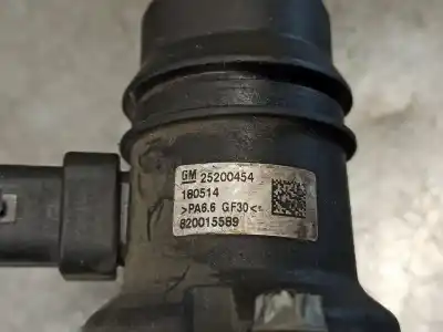 Pezzo di ricambio per auto di seconda mano bomba d acqua per opel corsa d (s07) 1.4 (l08 l68) riferimenti oem iam 25193407  