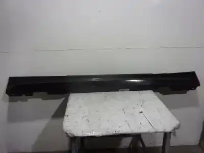 Peça sobressalente para automóvel em segunda mão embaladeira lateral por bmw serie 1 cabrio (e88) 2.0 turbodiesel cat referências oem iam 51770036142