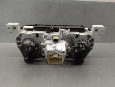 Peça sobressalente para automóvel em segunda mão comando de sofagem (chauffage / ar condicionado)  por dacia dokker 1.6 cat (bivalent. gasolina / gpl) referências oem iam 275102986r  5p3741700