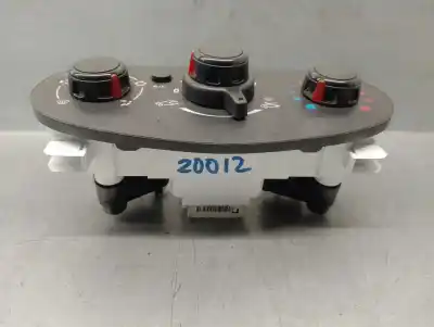 Peça sobressalente para automóvel em segunda mão comando de sofagem (chauffage / ar condicionado)  por dacia dokker 1.6 cat (bivalent. gasolina / gpl) referências oem iam 275102986r  5p3741700