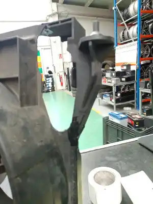 Piesă de schimb auto la mâna a doua electroventilator radiator pentru audi a8 d3 (4e2, 4e8) 4.0 tdi quattro referințe oem iam 4e0121205b  0130706815