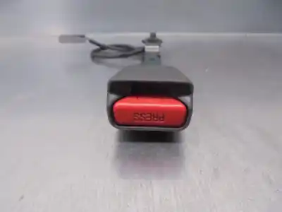 Автозапчасти б/у крюк для пояса за mazda cx-5 (ke, gh) 2.2 d awd (ke102) ссылки oem iam kd4557620b  