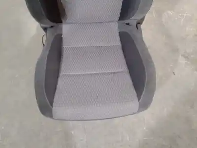 Peça sobressalente para automóvel em segunda mão assento dianteiro esquerdo por toyota auris 1.8 16v (híbrido) referências oem iam 7151202420  