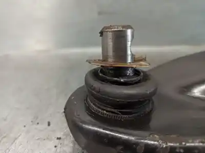 Second-hand car spare part front right lower suspension arm for dacia dokker 1.6 cat (bivalent. gasolina / gpl) oem iam references 545006623r  