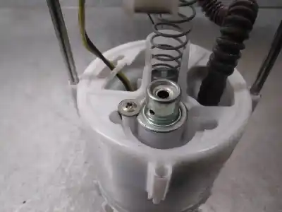 Peça sobressalente para automóvel em segunda mão boia / bomba combustível por dacia dokker 1.6 cat (bivalent. gasolina / gpl) referências oem iam 172025758r  7610385aa