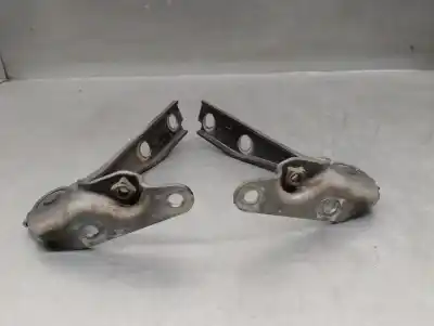 Second-hand car spare part bonnet hinge for audi a3 (8l) 1.9 tdi oem iam references 8l0823302b  8l0823301b