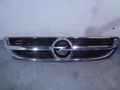 Pezzo di ricambio per auto di seconda mano Griglia Anteriore per OPEL ZAFIRA A Elegance Riferimenti OEM IAM 24453538  