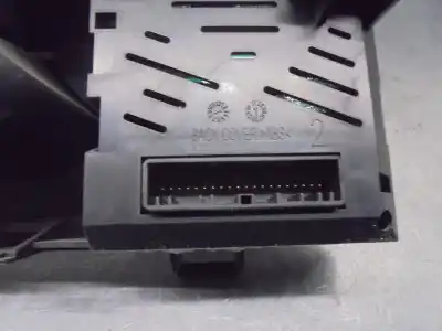 Автозапчасти б/у приборная доска за renault twingo ii (cn0_) 1.5 dci 75 ссылки oem iam 8200725329  