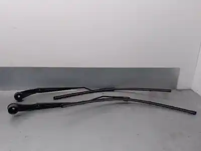 Pezzo di ricambio per auto di seconda mano Braccio Tergicristallo Anteriore Destro per FORD TRANSIT CONNECT V408 FURGONETA/MONOVOLUMEN 1.6 TDCi Riferimenti OEM IAM DT1117526AB  DT1117526BA