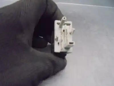 Second-hand car spare part headlights switch for audi a4 berlina (b5) 1.9 tdi oem iam references 8d0941301  