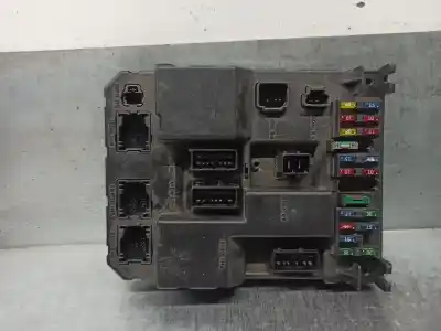 Pièce détachée automobile d'occasion Boîtes à Fusibles pour PEUGEOT 307 (S1) 2.0 HDi CAT Références OEM IAM 9651197080A  