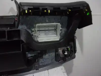 Peça sobressalente para automóvel em segunda mão tablier por citroen c1 1.0 vti referências oem iam 16121380zd  