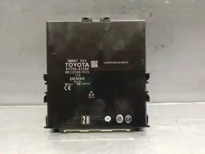 Peça sobressalente para automóvel em segunda mão Módulo Electrónico Do Fecho Central por TOYOTA AURIS 1.8 16V (Híbrido) Referências OEM IAM 8999002380  MB2325009532