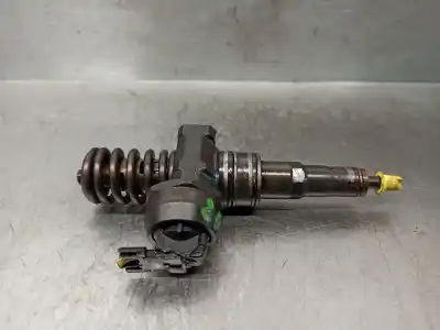 Second-hand car spare part injector for skoda octavia ii combi (1z5) 2.0 tdi 4x4 oem iam references 038130073bq