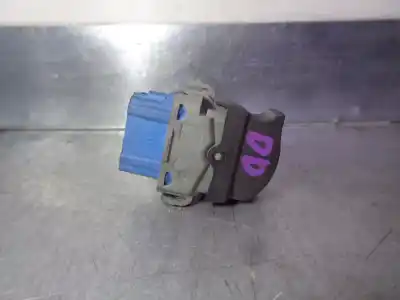 Second-hand car spare part right front power window switch for renault kangoo / grand kangoo ii (kw0/1_) 1.5 dci 85 (kw0k kw0l kw0b) oem iam references 476809  28082