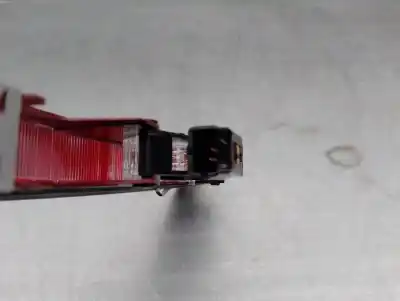 Pezzo di ricambio per auto di seconda mano luce freno centrale per dacia jogger ml  riferimenti oem iam 265906237r  