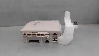 Peça sobressalente para automóvel em segunda mão caixa de fusíveis e relés por citroen c1 1.0 vti referências oem iam 827300h030a  