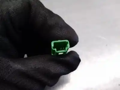 Автозапчастина б/у передній правий гачок для dacia jogger ml  посилання на oem iam 878170648r  