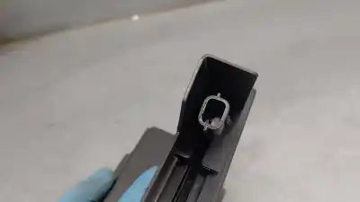 Автозапчастина б/у замок заднього правого дверя для dacia jogger ml  посилання на oem iam 825020994r  