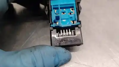 Second-hand car spare part switch for citroen c1 1.0 vti oem iam references 15c629  