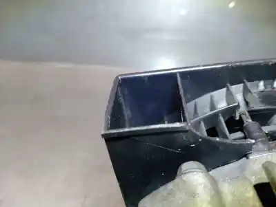 Second-hand car spare part alternator for renault clio ii fase i (b/cbo) 1.6 initiale (b/cbod) 90 cv / 66 kw oem iam references 7700870279  2541949b