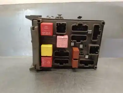 Second-hand car spare part Fuse Box Unit for RENAULT LAGUNA II (BG0/1_) 2.2 dCi (BG0F) OEM IAM references 8200004201E  518831011