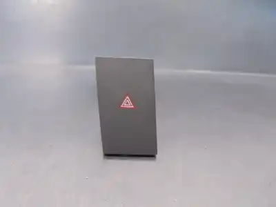 Peça sobressalente para automóvel em segunda mão Interruptor 4 Piscas - Emergência por OPEL VECTRA C BERLINA 1.9 16V CDTI CAT (Z 19 DTH / LRD) Referências OEM IAM 13138255  