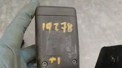 Автозапчасти б/у левый задний крюк ремня за citroen c4 lim. 1.6 hdi fap ссылки oem iam 96748537xt  