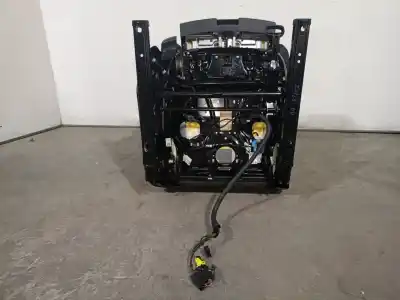 Автозапчастина б/у передне праве сиділо для audi q3 (8ug) 2.0 16v tdi посилання на oem iam 8u0881361  