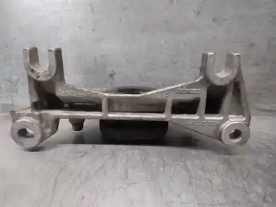 Second-hand car spare part gearbox support for renault scenic ii 1.5 dci diesel oem iam references 8200277212  