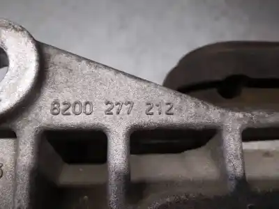 Second-hand car spare part gearbox support for renault scenic ii 1.5 dci diesel oem iam references 8200277212  