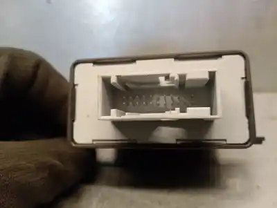 Автозапчастина б/у електронний модуль для audi q3 (8ug) 2.0 16v tdi посилання на oem iam 8x0907357e  01017831ab